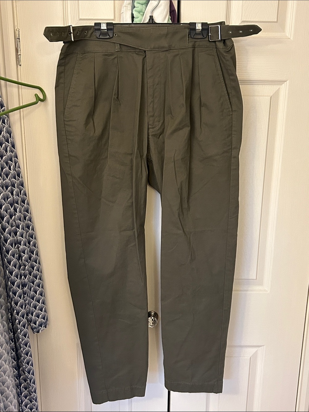Express Olive Gurkha pants athletic slim 32x32